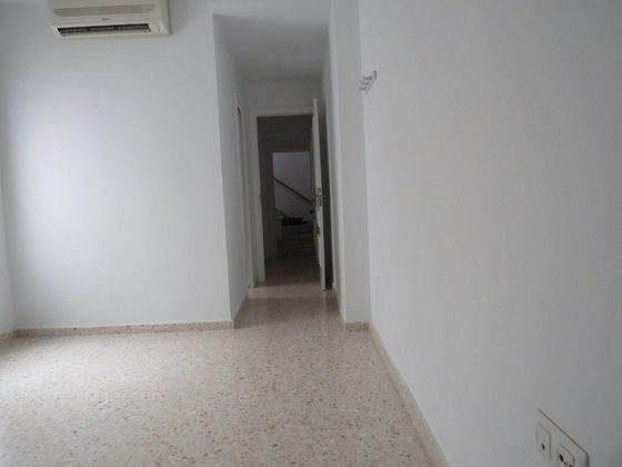Foto 2 de Dúplex en venta en La Banda - Campo de Fútbol de 1 habitación con terraza y aire acondicionado