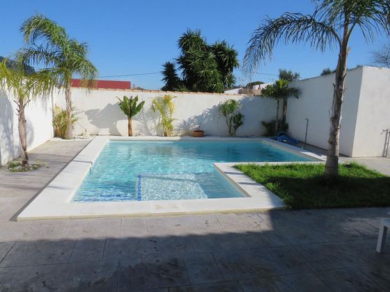 Foto 1 de Chalet en venta en Pinar de los Franceses - Marquesado de 3 habitaciones con piscina y aire acondicionado