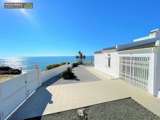 Foto 2 de Xalet en venda a Montsià de Mar de 3 habitacions amb terrassa i piscina