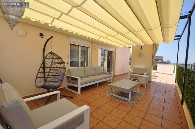 Foto 2 de Àtic en venda a El Maset de 4 habitacions amb terrassa i aire acondicionat