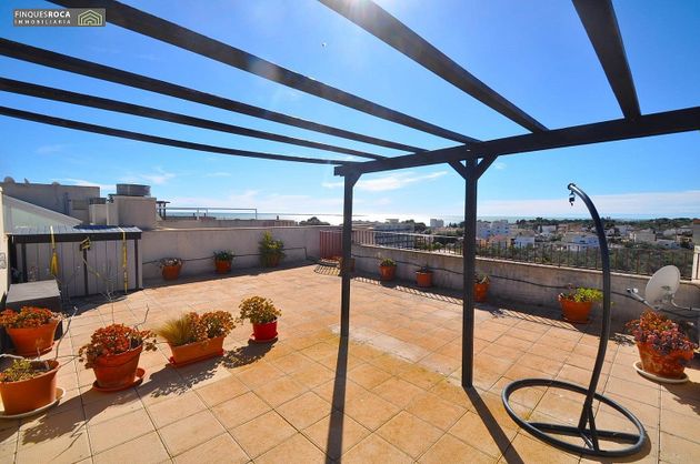 Foto 1 de Ático en venta en avenida Dels Països Catalans de 2 habitaciones con terraza y piscina