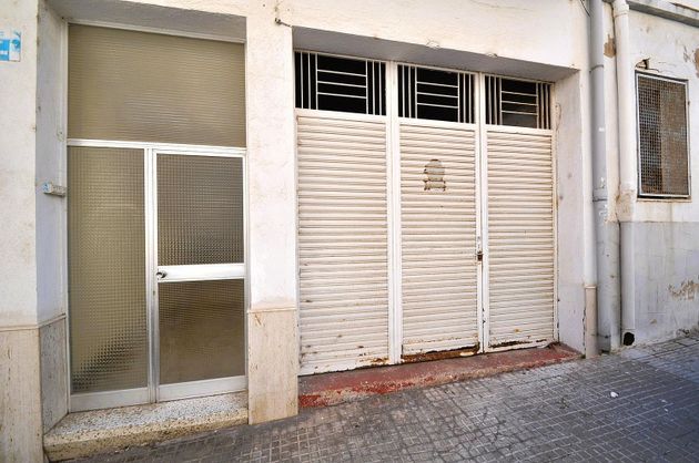 Foto 1 de Garatge en venda a Centre - Sant Carles de la Ràpita de 91 m²
