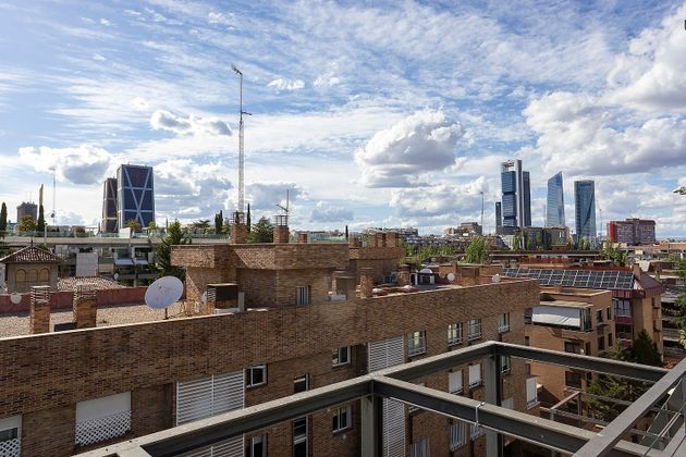 Foto 1 de Ático en venta en Nueva España de 4 habitaciones con terraza y piscina