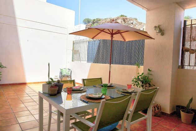 Foto 2 de Pis en venda a Torrequebrada de 2 habitacions amb terrassa i piscina