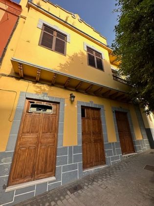 Foto 1 de Venta de casa en plaza De San Roque de 7 habitaciones y 267 m²