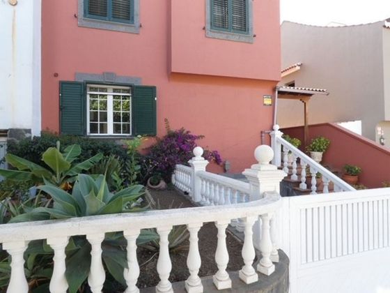 Foto 1 de Venta de casa en Monte Lentiscal-Las Meleguinas de 4 habitaciones con terraza y jardín