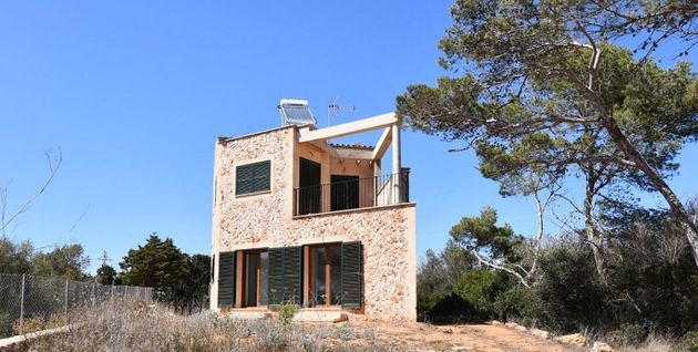 Foto 2 de Casa rural en venta en polígono Diseminado de 3 habitaciones con terraza y jardín