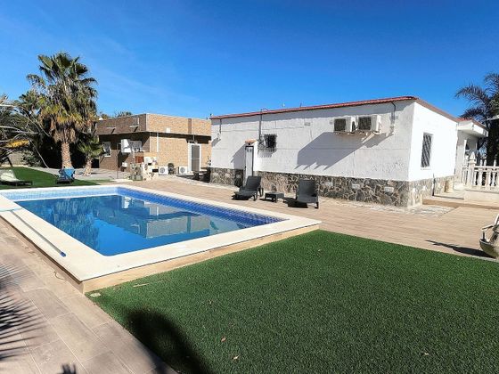 Foto 1 de Chalet en venta en Regueral - Prat d'en Forés de 7 habitaciones con piscina y aire acondicionado