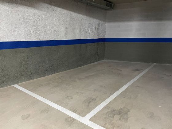 Foto 1 de Garatge en venda a calle D'abril de 13 m²