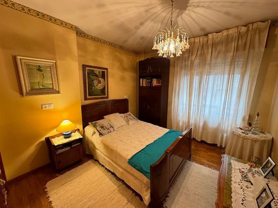 Foto 1 de Pis en venda a Montecerrao de 4 habitacions amb garatge i calefacció
