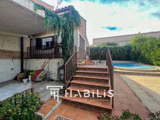 Foto 1 de Casa en venda a Cobisa de 3 habitacions amb terrassa i piscina