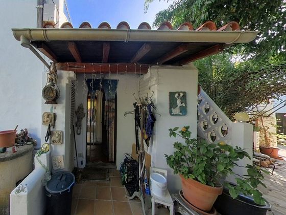 Foto 1 de Xalet en venda a Cala Vedella - Cala Tarida - Cala Conta de 3 habitacions amb terrassa i garatge