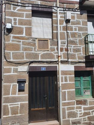 Foto 1 de Pis en venda a calle La Peña de 3 habitacions amb calefacció