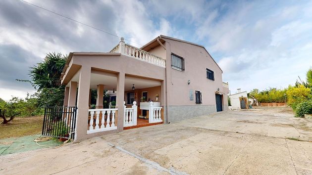 Foto 2 de Casa en venta en Calicanto - Cumbres de Calicanto - Santo Domingo de 6 habitaciones con terraza y piscina