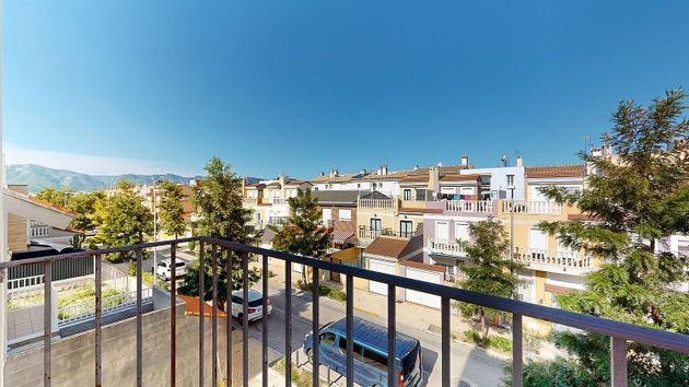 Foto 1 de Casa en venta en La Vega - Marenyet de 4 habitaciones con terraza y balcón