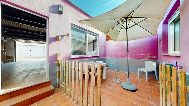 Foto 1 de Casa en venda a Palomar (el) de 3 habitacions amb terrassa i balcó