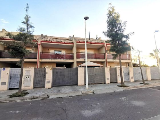 Foto 1 de Alquiler de casa en Almardà de 3 habitaciones con terraza y piscina