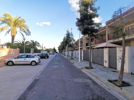 Foto 2 de Alquiler de casa en Almardà de 3 habitaciones con terraza y piscina