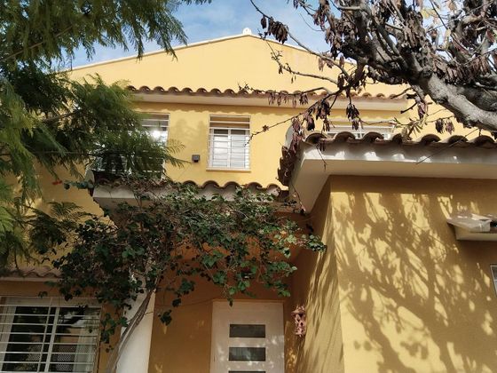 Foto 2 de Xalet en venda a La Conarda de 5 habitacions amb terrassa i jardí