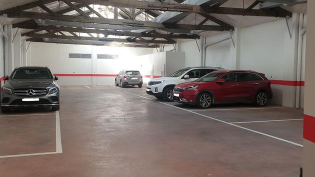 Foto 2 de Garatge en venda a Paseo Sagasta de 15 m²