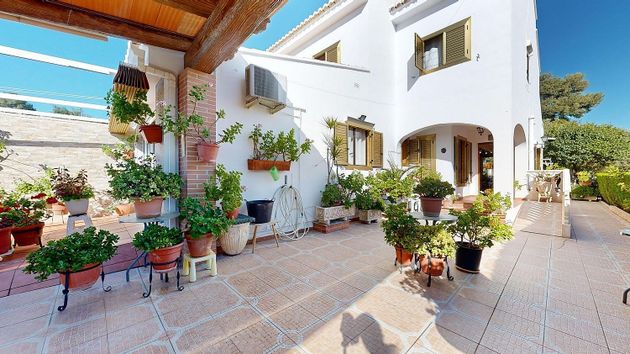 Foto 1 de Casa en venda a El Vedat - Santa Apolonia de 6 habitacions amb terrassa i jardí