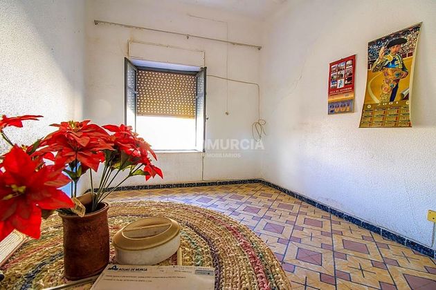 Foto 1 de Chalet en venta en Alguazas de 6 habitaciones con terraza y garaje