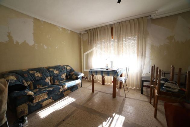 Foto 1 de Pis en venda a Riaño - Los Barros de 3 habitacions amb calefacció