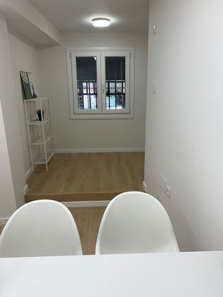 Foto 2 de Oficina en venta en calle Rosal de 18 m²