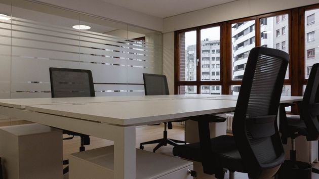 Foto 1 de Alquiler de oficina en Centro - Gijón con terraza y calefacción