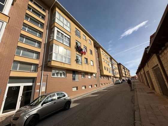Foto 1 de Piso en venta en Ólvega de 3 habitaciones con terraza y garaje