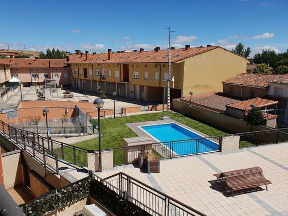 Foto 1 de Pis en venda a Cogollos de 3 habitacions amb terrassa i piscina