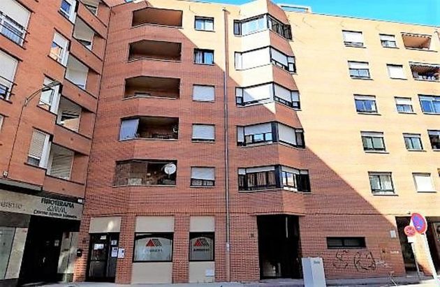 Foto 1 de Pis en venda a Miranda de Ebro de 4 habitacions amb terrassa i balcó