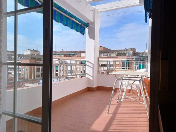 Foto 2 de Ático en venta en Camino de Ronda - Rosaleda de 4 habitaciones con terraza y ascensor