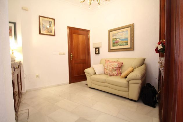 Foto 2 de Pis en venda a Encarnación - Regina de 3 habitacions amb garatge i aire acondicionat