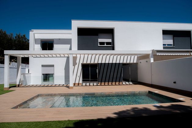 Foto 1 de Alquiler de casa en Vistahermosa  - Fuentebravía de 4 habitaciones con piscina y garaje