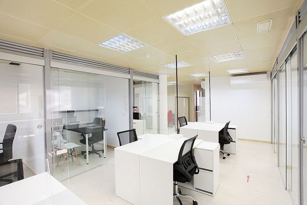 Foto 1 de Oficina en alquiler en rambla Méndez Núñez de 11 m²