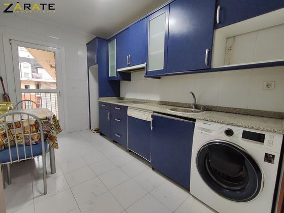 Foto 2 de Venta de piso en Miribilla de 4 habitaciones con garaje y calefacción