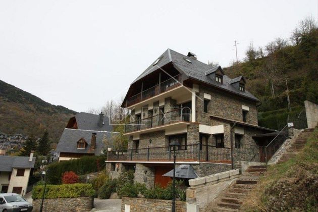 Foto 1 de Casa en venda a Vielha e Mijaran de 8 habitacions amb garatge
