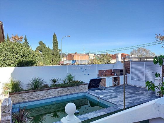 Foto 1 de Venta de casa en Rejas de 6 habitaciones con terraza y piscina
