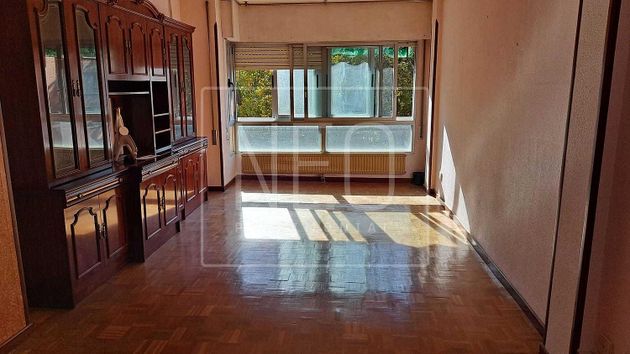 Foto 1 de Piso en venta en Covibar - Pablo Iglesias de 3 habitaciones con terraza y piscina