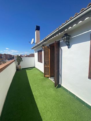 Foto 2 de Pis en lloguer a Alcantarilla de 3 habitacions amb terrassa i garatge