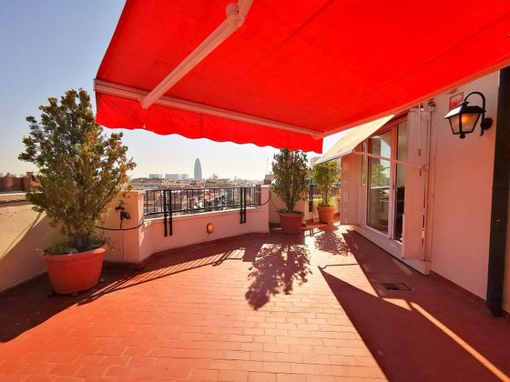 Foto 2 de Àtic en venda a La Sagrada Família de 4 habitacions amb terrassa i garatge