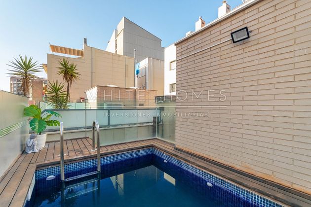 Foto 2 de Venta de casa en El Clot de 3 habitaciones con terraza y piscina