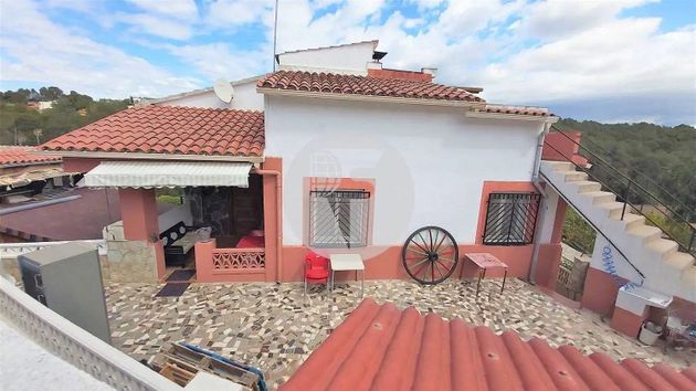 Foto 2 de Venta de casa en Castellnou - Can Mir - Sant Muç de 5 habitaciones con terraza y piscina