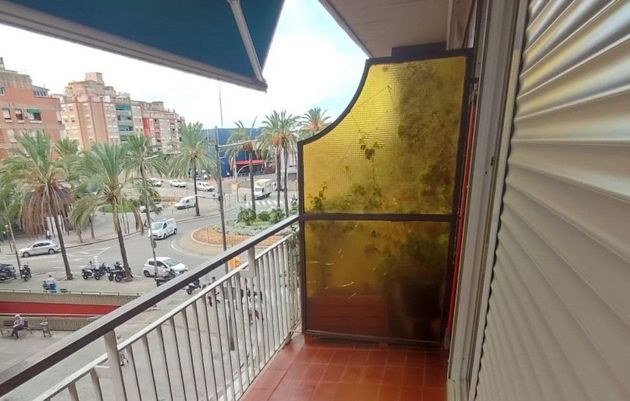Foto 1 de Pis en venda a La Florida de 3 habitacions amb balcó i aire acondicionat