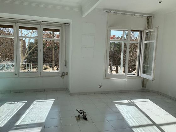 Foto 1 de Oficina en alquiler en El Guinardó con aire acondicionado y ascensor
