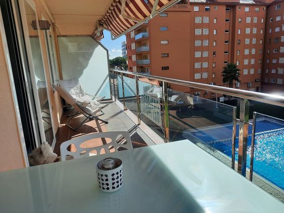 Foto 1 de Pis en venda a Santa Susanna de 2 habitacions amb terrassa i piscina