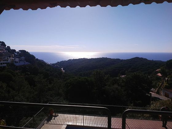 Foto 2 de Xalet en venda a Roca Grossa - Serra Brava de 5 habitacions amb terrassa i piscina
