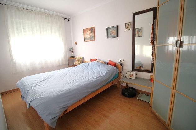 Foto 2 de Pis en venda a Mont Ferrant - Sant Joan de 3 habitacions amb balcó i calefacció