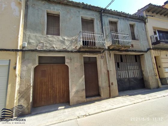 Foto 1 de Casa adossada en venda a Torelló de 6 habitacions amb terrassa i garatge